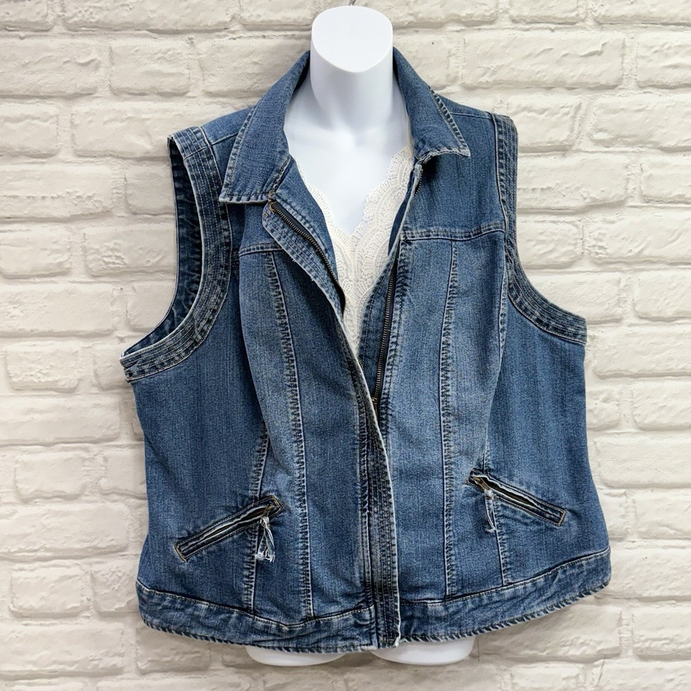 CJ Banks Denim Jean Vest Jacket Womens Sz 2XL Sleeveless Zip Pockets Biker Retro